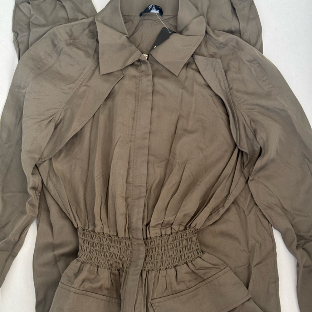 bebe Olive Green multi cargo pocket Jumpsuit - Picture 3 of 3